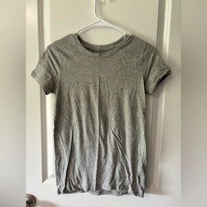 GAP grey tee-shirt. Size small